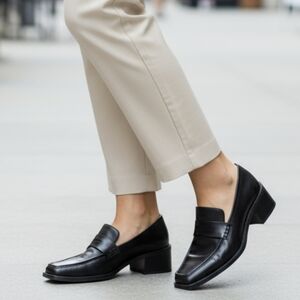 Vince Camuto Black Slip-On Heeled Loafers Square Toe  Polished Finish Sz 8